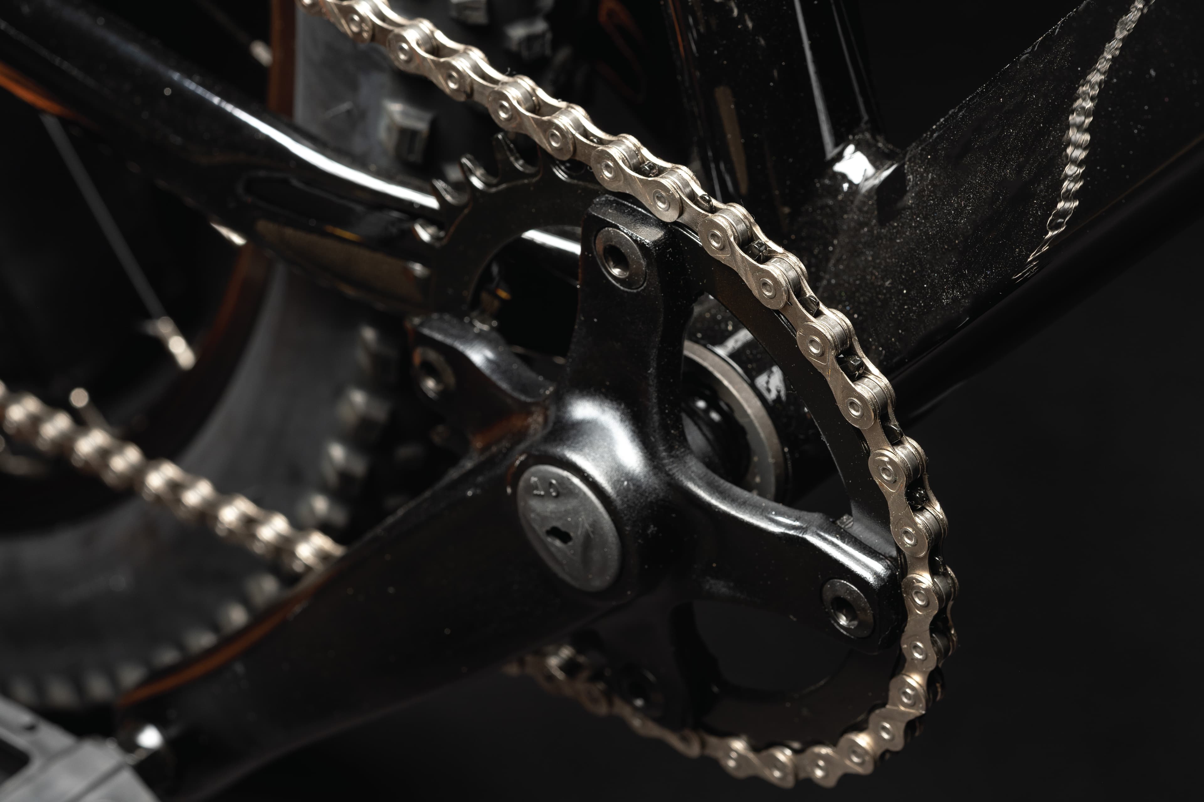 Bicycle drivetrain during cleaning and maintenance